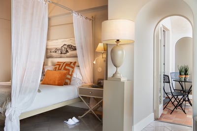 Luxury Villa Photo #14