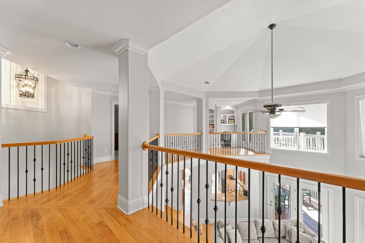 The Lookout Lakehouse