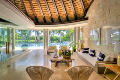 Luxury Villa Photo #24