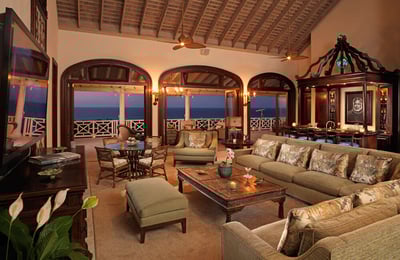 Luxury Villa Photo #13