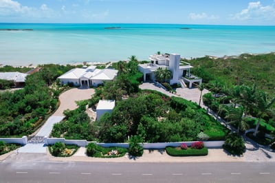 Luxury Villa Photo #13