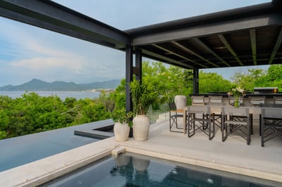 Luxury Villa Photo #21