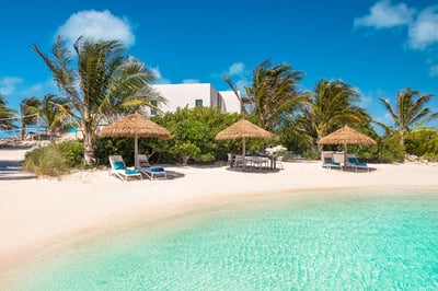 Luxury Villa Photo #32