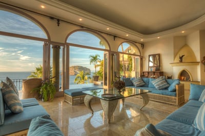 Luxury Villa Photo #10