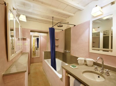 Luxury Villa Photo #18