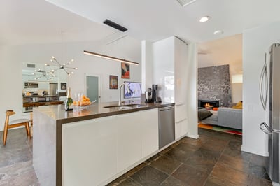Luxury Villa Photo #35