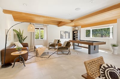 Luxury Villa Photo #22