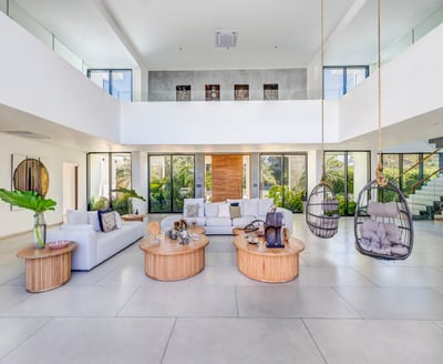 Luxury Villa Photo #21
