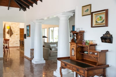 Luxury Villa Photo #21