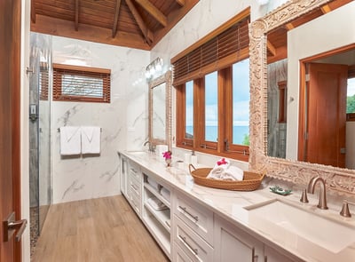 Luxury Villa Photo #36