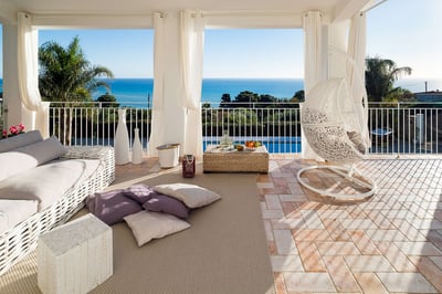 Luxury Villa Photo #15