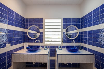 Luxury Villa Photo #14