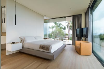 Luxury Villa Photo #36