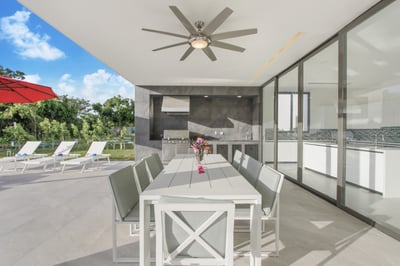 Luxury Villa Photo #13
