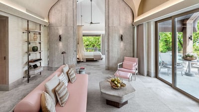 Luxury Villa Photo #13
