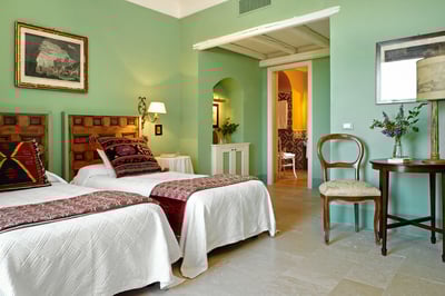 Luxury Villa Photo #17