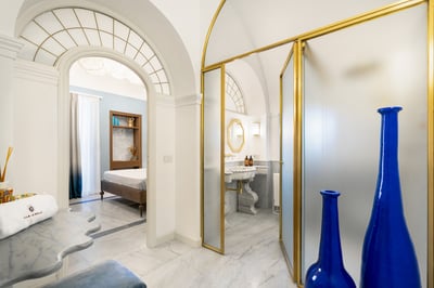 Luxury Villa Photo #37