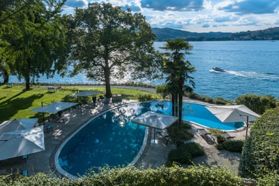 Luxury Villa Photo #12