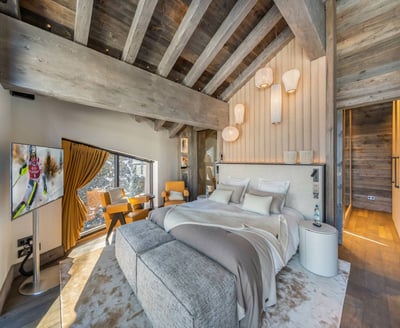 Luxury Villa Photo #26