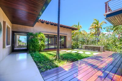 Luxury Villa Photo #70