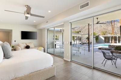 Luxury Villa Photo #35