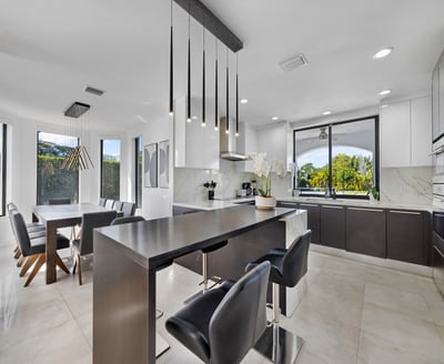 Luxury Villa Photo #21