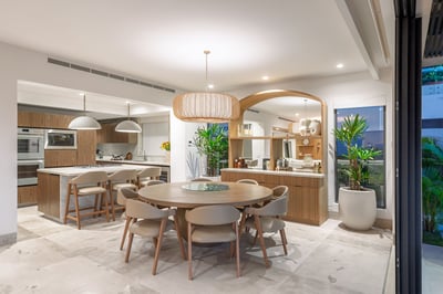 Luxury Villa Photo #25