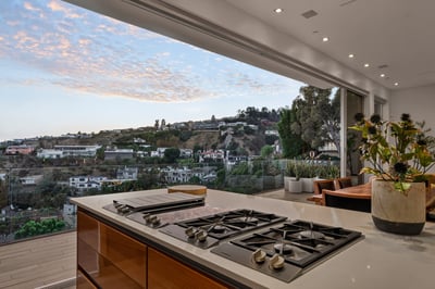 Luxury Villa Photo #28