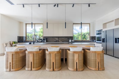 Luxury Villa Photo #24
