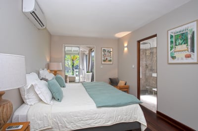Luxury Villa Photo #52