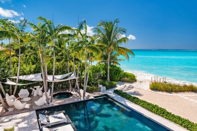Luxury Villa Photo #6