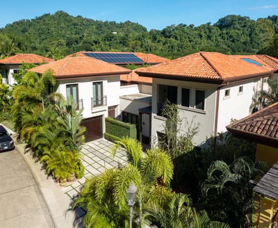 Luxury Villa Photo #17