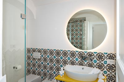 Luxury Villa Photo #31