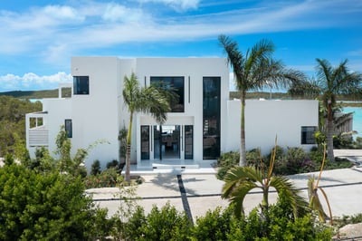 Luxury Villa Photo #7