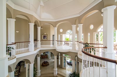 Luxury Villa Photo #18