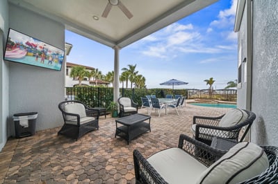 Luxury Villa Photo #4