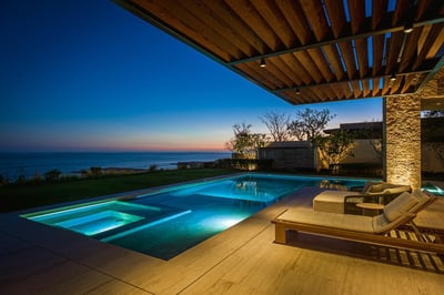 Luxury Villa Photo #15