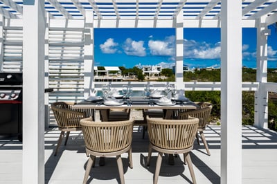 Luxury Villa Photo #6