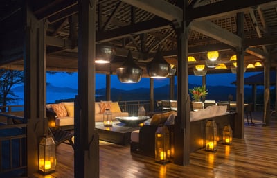 Make memories together in the living area!