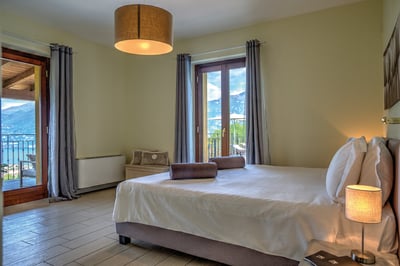 Luxury Villa Photo #14