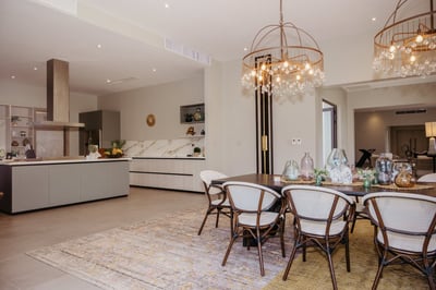 Luxury Villa Photo #19