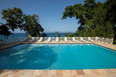 Luxury Villa Photo #3
