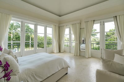 9BDR ocean view villa with full staff, golf carts, movie theater and gym