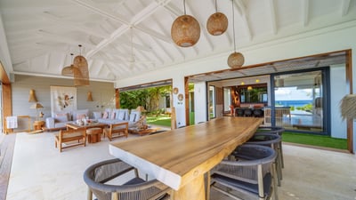 Kitchen & Dining Area