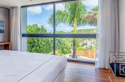 Luxury Villa Photo #20