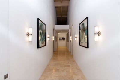 Luxury Villa Photo #42