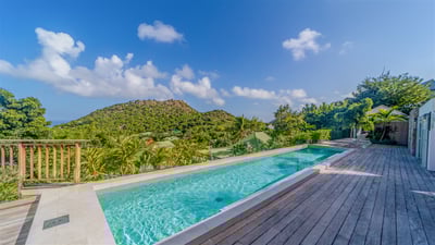 Luxury Villa Photo #9