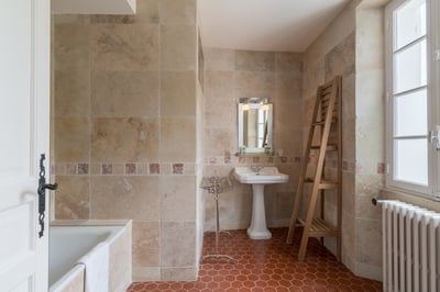 Luxury Villa Photo #30