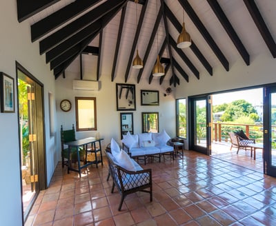 Luxury Villa Photo #11