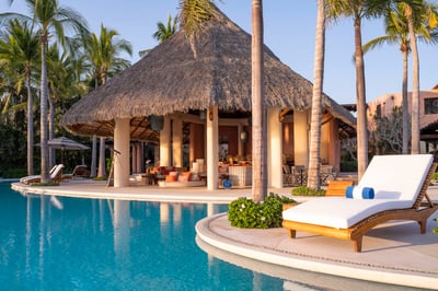 Luxury Villa Photo #13